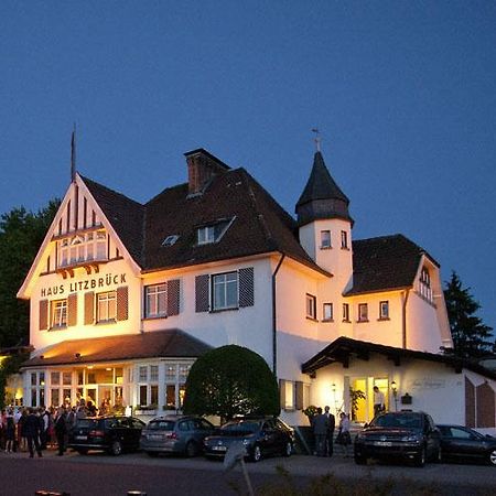 Haus Litzbruck Hotel Дюселдорф Екстериор снимка