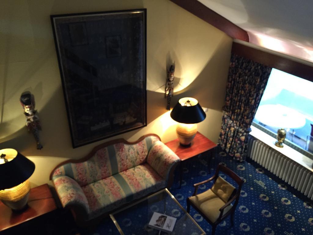Haus Litzbruck Hotel Дюселдорф Екстериор снимка