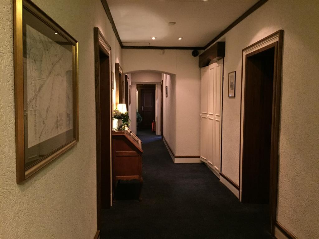 Haus Litzbruck Hotel Дюселдорф Екстериор снимка
