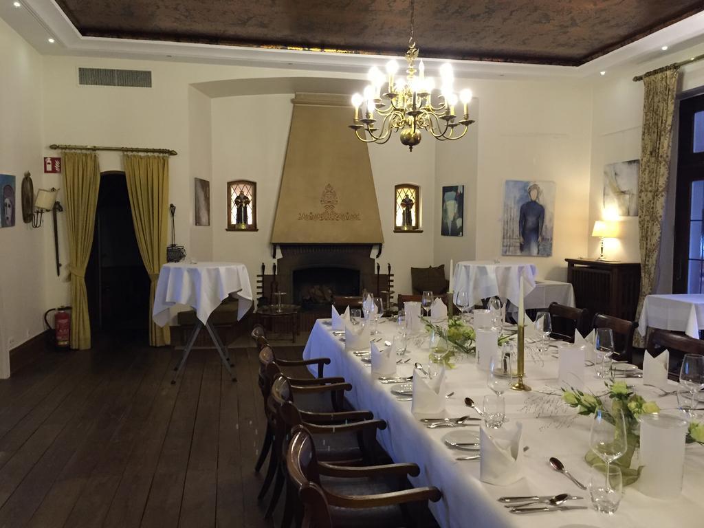 Haus Litzbruck Hotel Дюселдорф Екстериор снимка