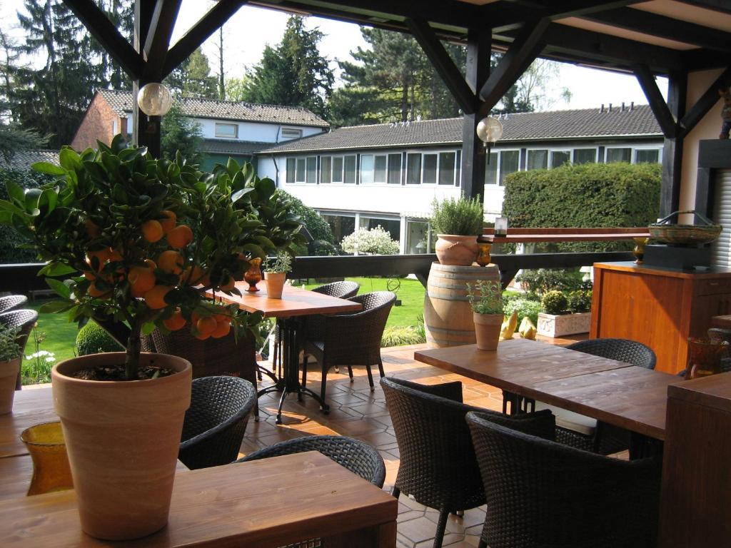 Haus Litzbruck Hotel Дюселдорф Екстериор снимка