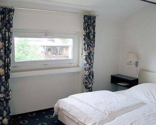 Haus Litzbruck Hotel Дюселдорф Екстериор снимка